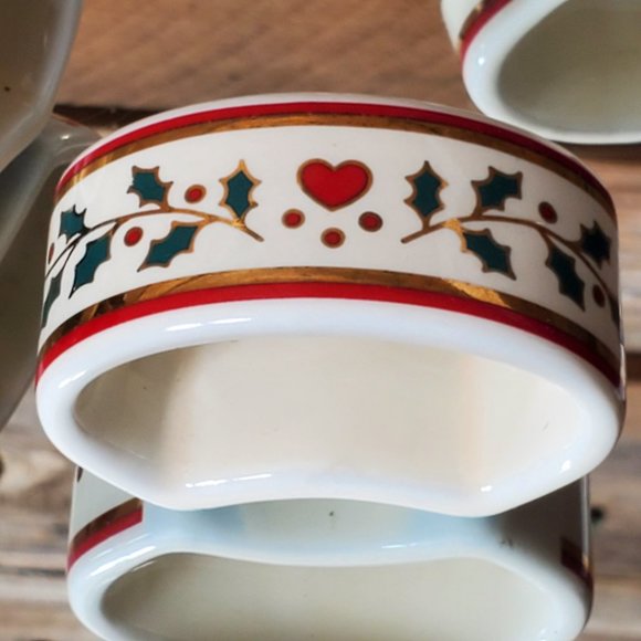 Porcelain Christmas Napkin Rings by Crowning Touch - Hearts, Holly, 24K Gold - Picture 4 of 7